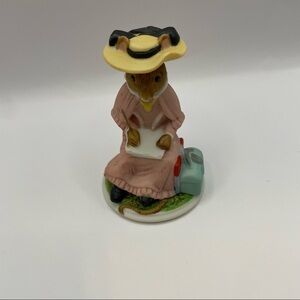 Franklin Mint Woodmouse Collection Amelia figurine